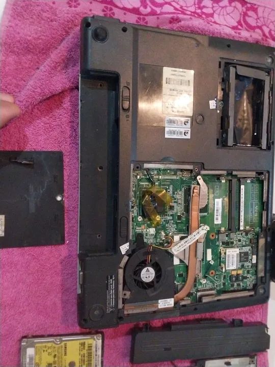 2 notebook com defeito, por 200 reais, faço desconto - Foto 4