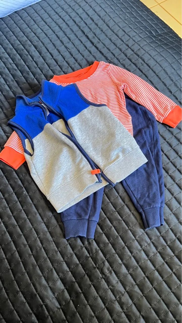 Conjunto de Roupa para Bebê - Blusa, Calça e Colete