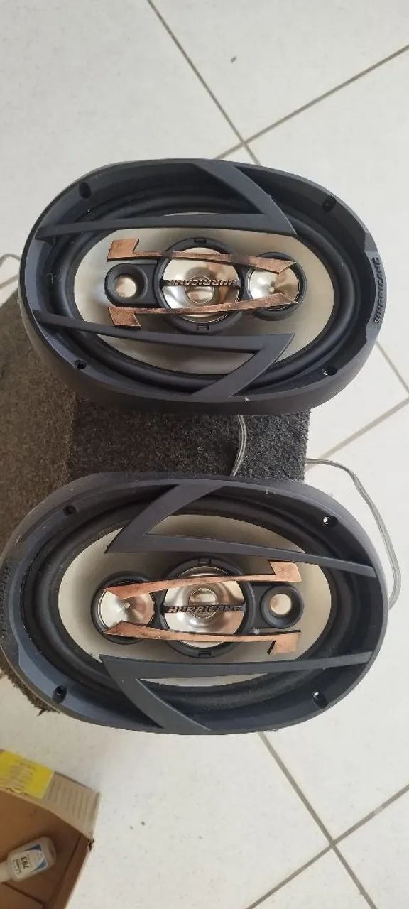 Hurricane 6x9  390w