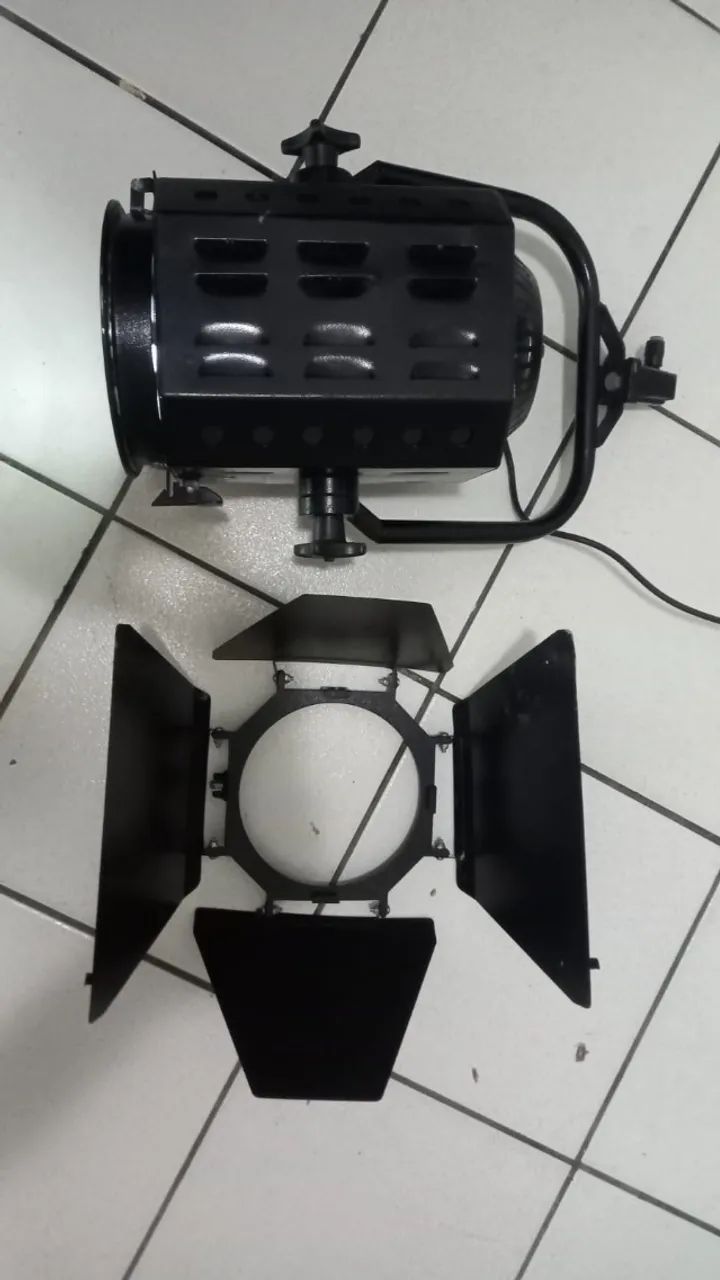 Refletor LED Fresnel Atek 1000 - Foto 2