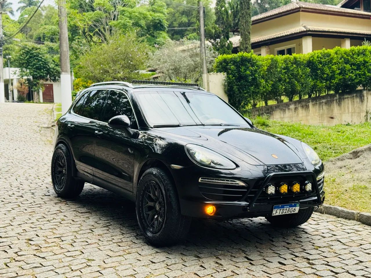 Porsche Cayenne 2011