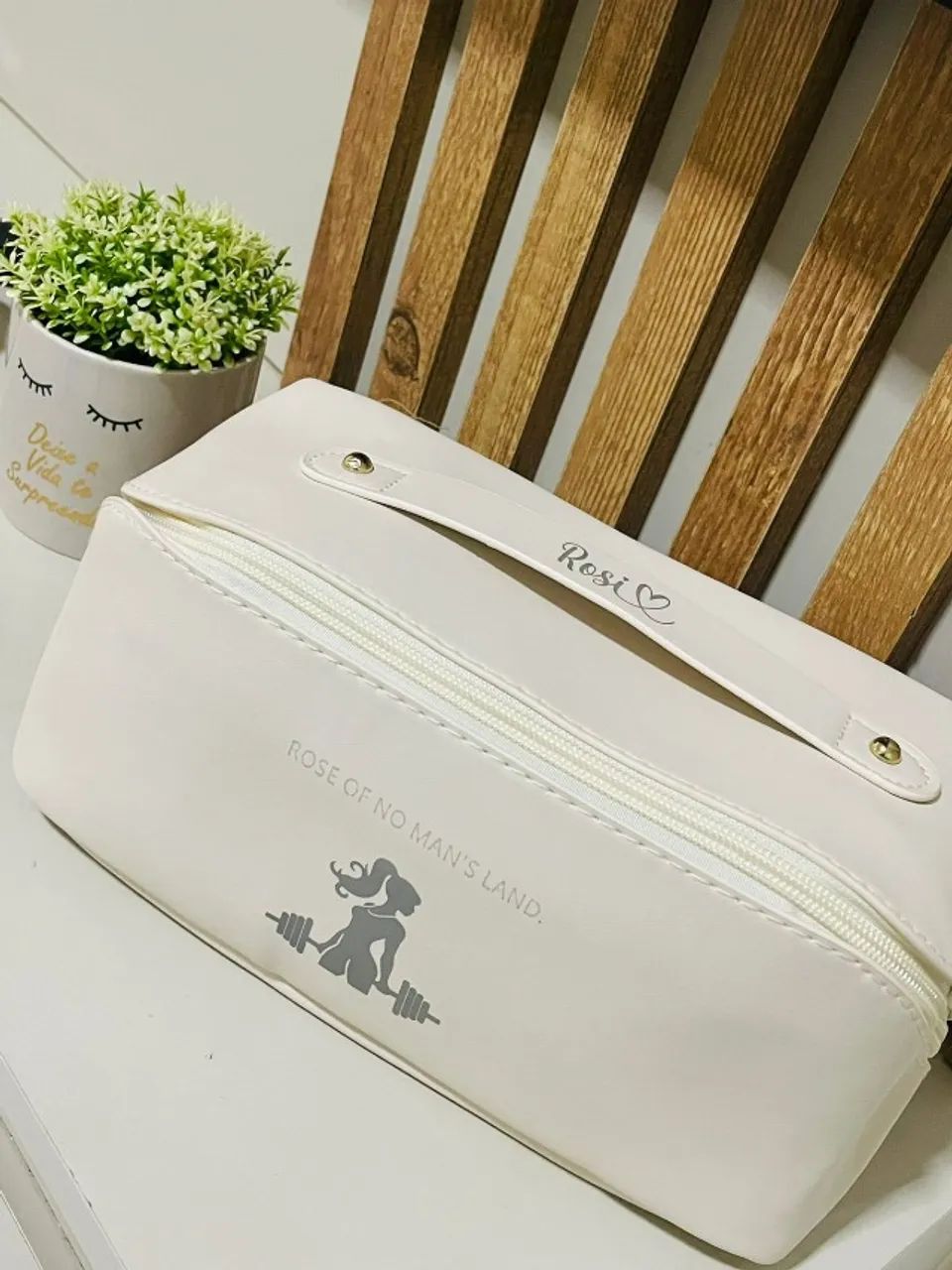 Necessaires, moleskines, porta-cartões personalizados