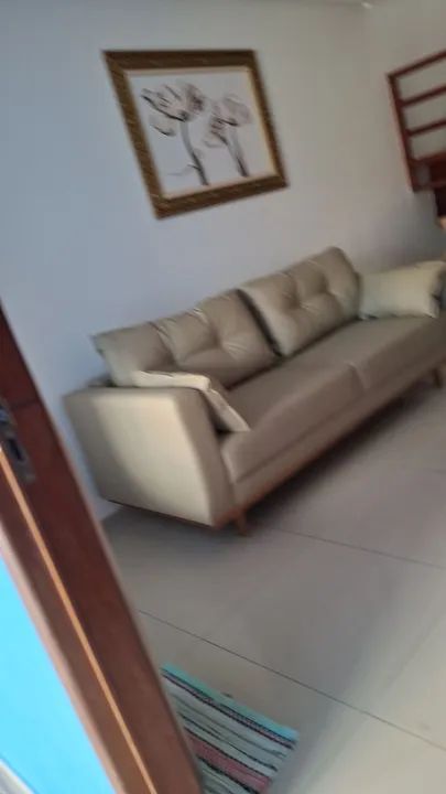 Sofá retro e corino corvim super confortável   - Foto 2