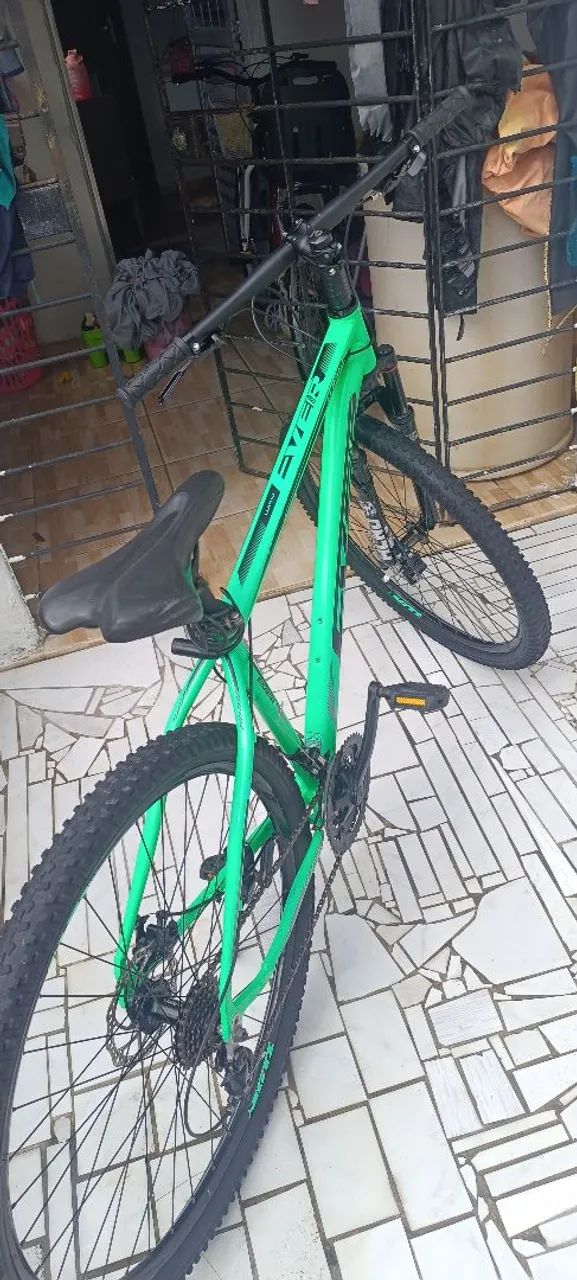 Bicicleta Aro 29 - Verde com Marchas - Foto 2