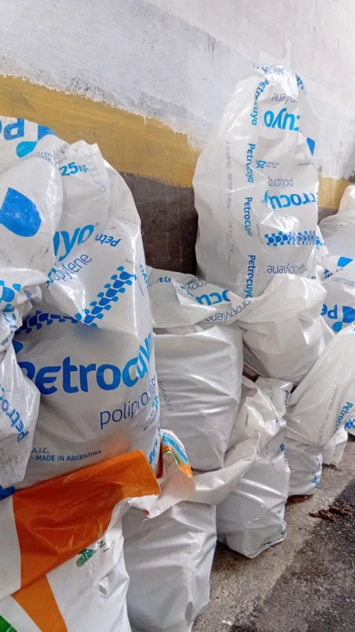 Saco de Entulho Super Resistente 30L 65153857643139122