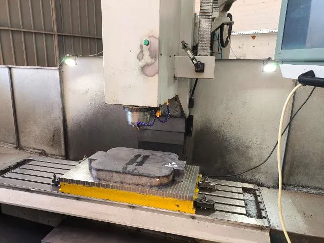 Fresadora CNC 1.500 mm