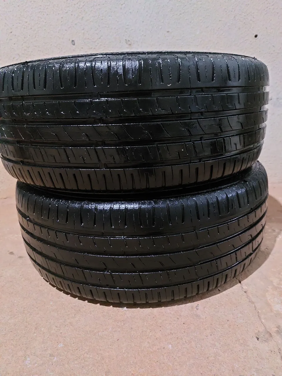 Par pneus aro 15