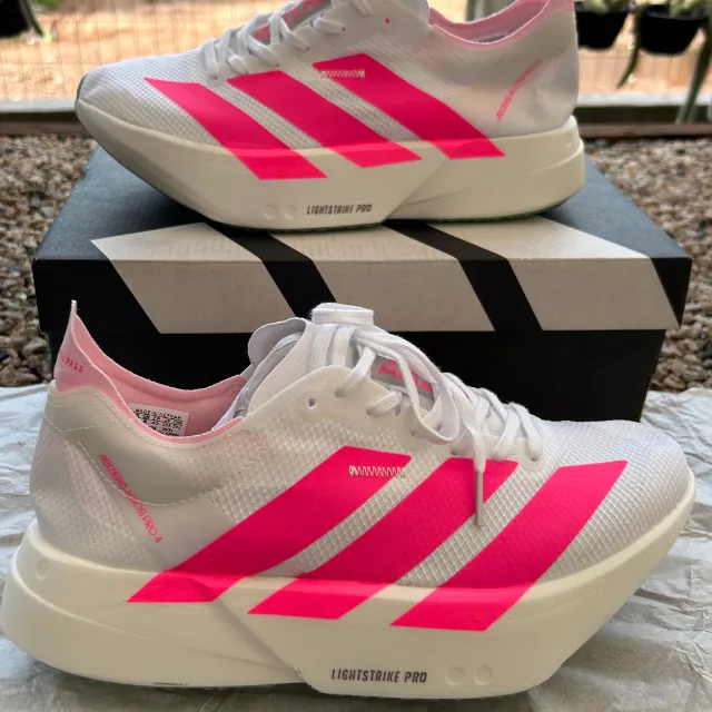 Tenis Adizero PRO 4 Rosa sem uso