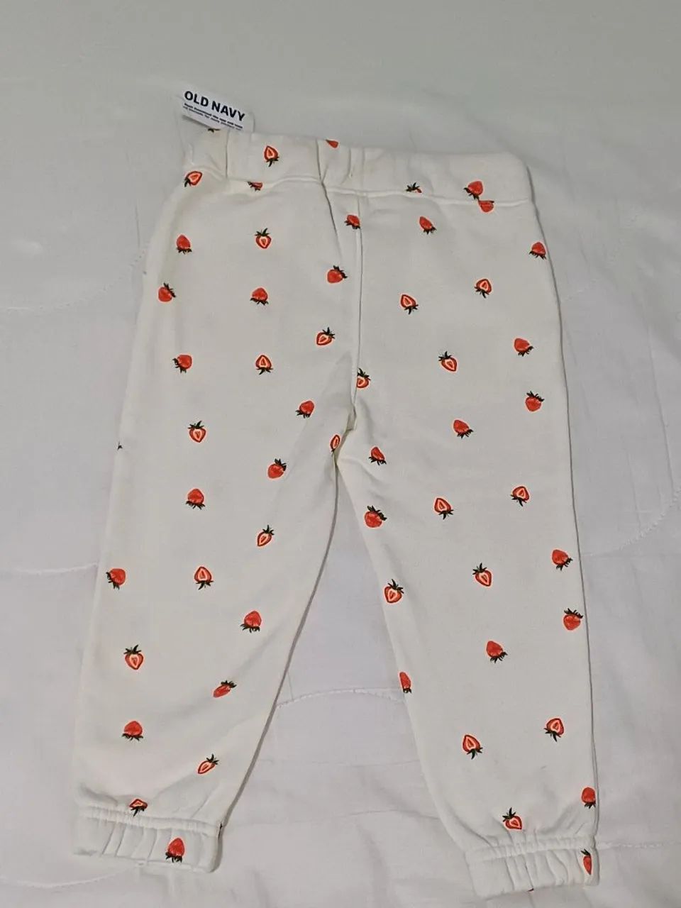 Calça de Moletom Old Navy tamanho 2 anos