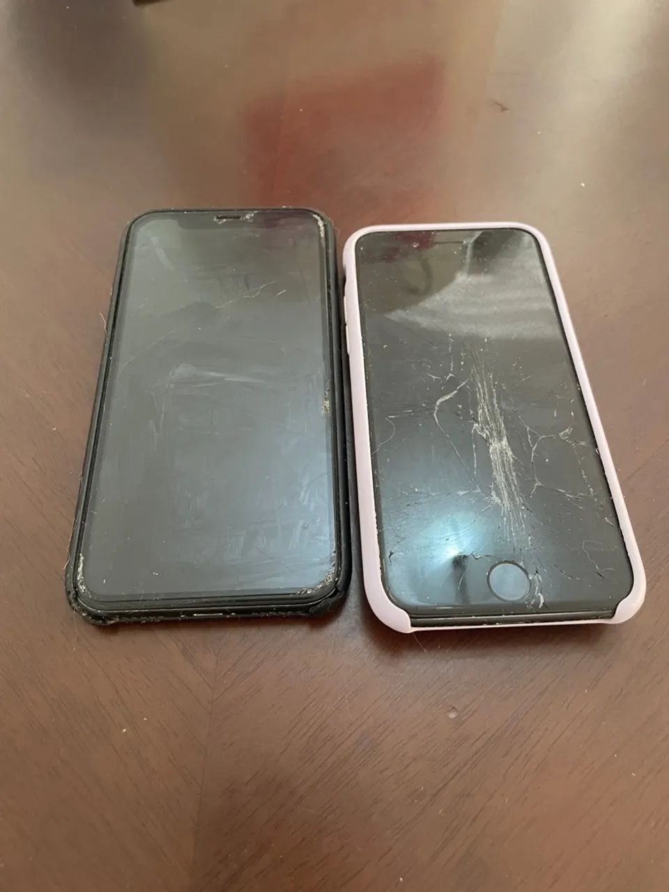 2 iphones