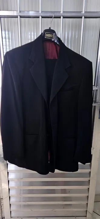 Terno Preto / Blazer Cinza / Sobretudo Preto