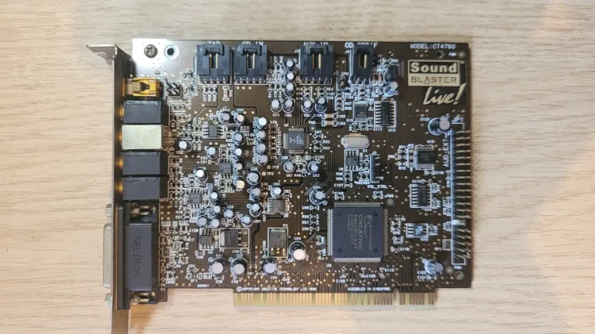 Placa PCI De Som Sound Blaster Live Ct4760