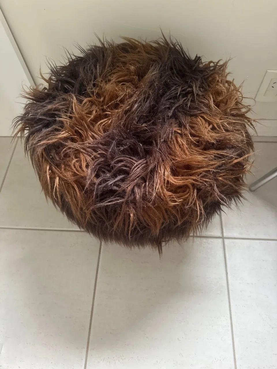 Banqueta Redonda com Pelo - Foto 2