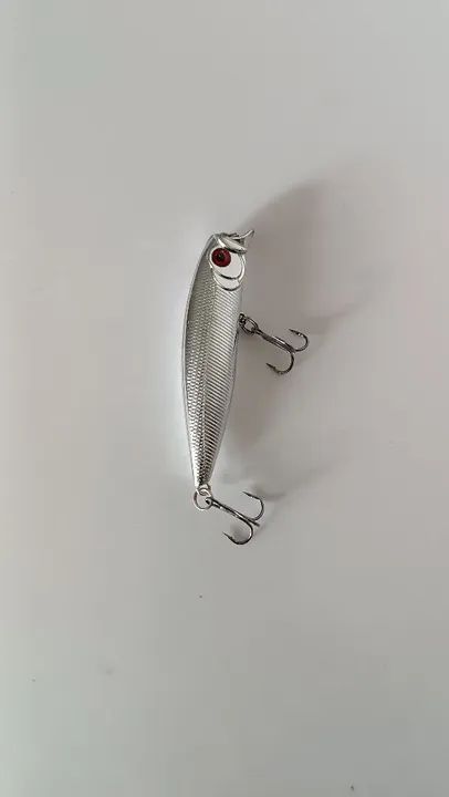 Isca artificial 7cm 7g novas - Foto 2