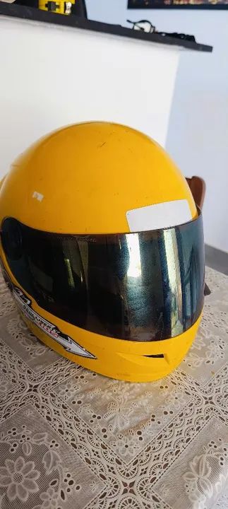 3 capacetes de moto - vários modelos, muito bom estado - Foto 4