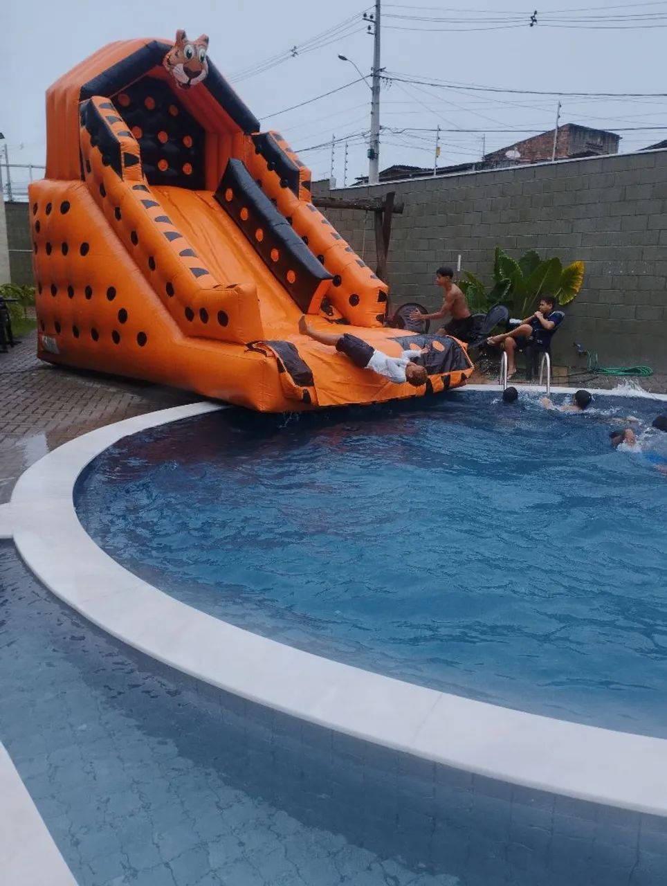 Temos vários modelos de brinquedos infláveis, pula pula de vários tamanhos, - Foto 6