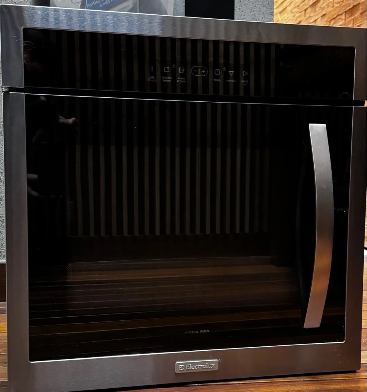 Forno de embutir ELETROLUX HOME PRO 