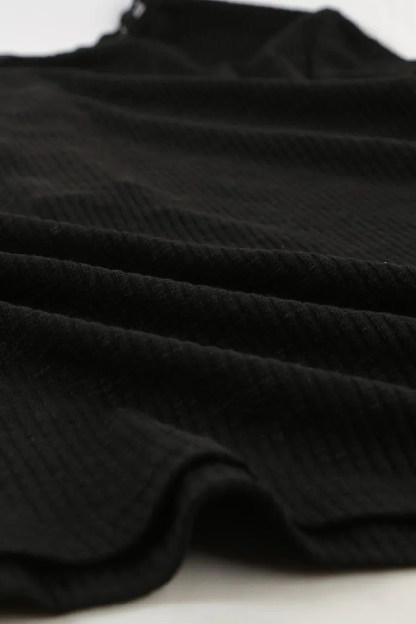 Blusa preta com detalhes botões NOVA - Foto 5