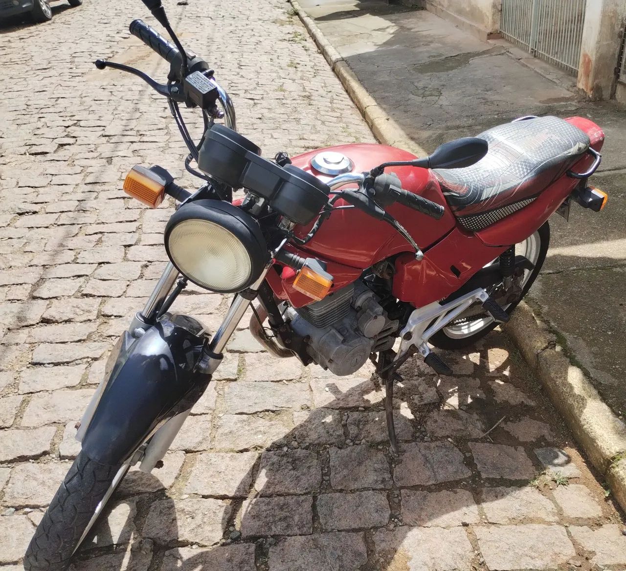 CBX Strada 200 - Foto 3