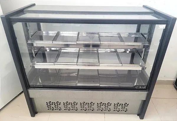 Balcão refrigerado e estufa para confeitaria e salgados - Foto 3