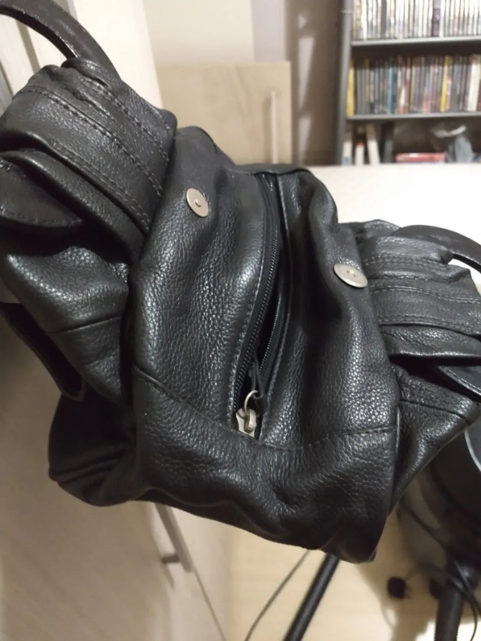 Pequena Bolsa de Mão Feminina Vintage - Foto 2