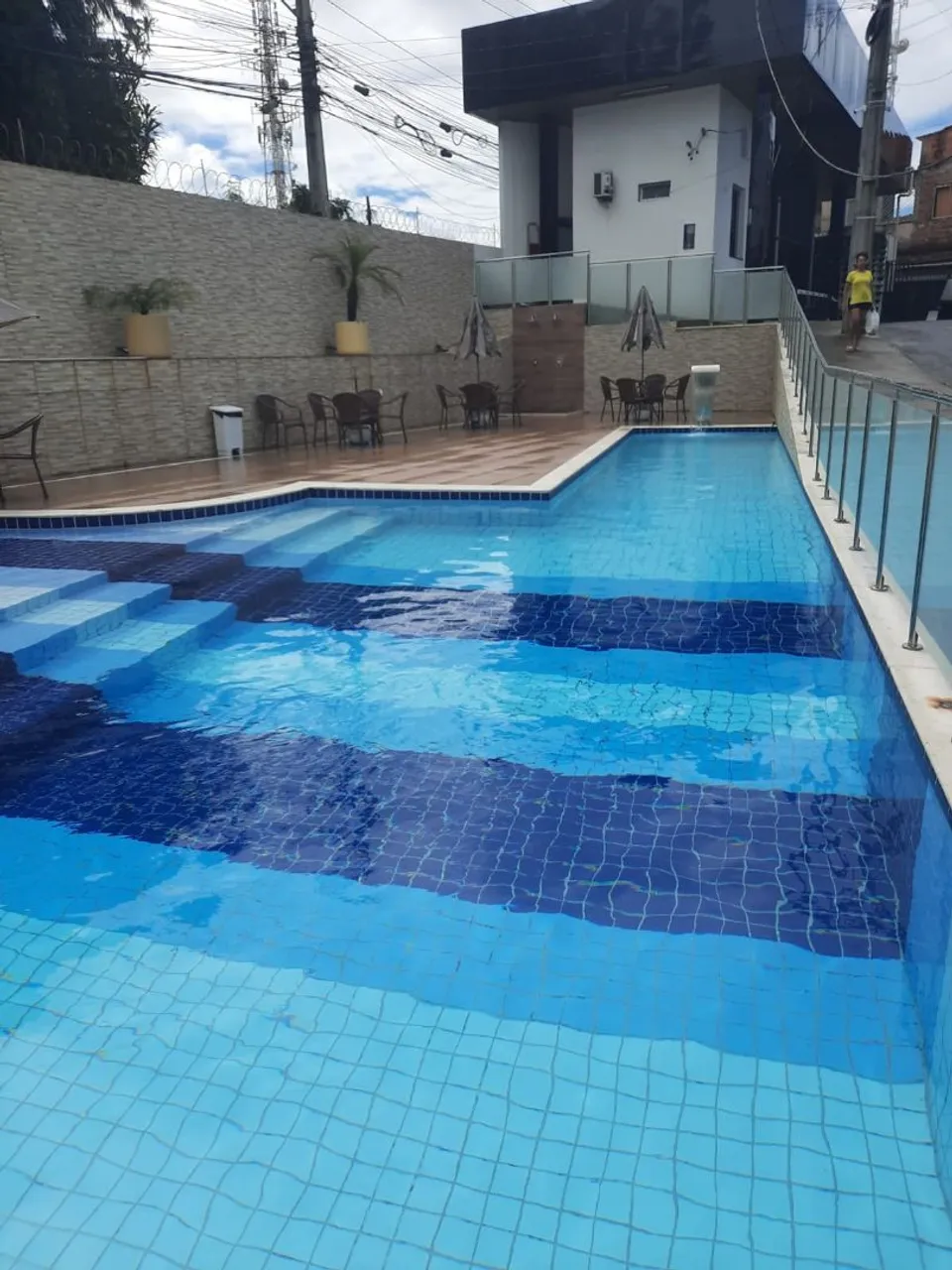 Alugo Apartamento 2/4 com suíte R$ 1.500,00 Recanto dos Pássaros - Jardim Nova Esperança