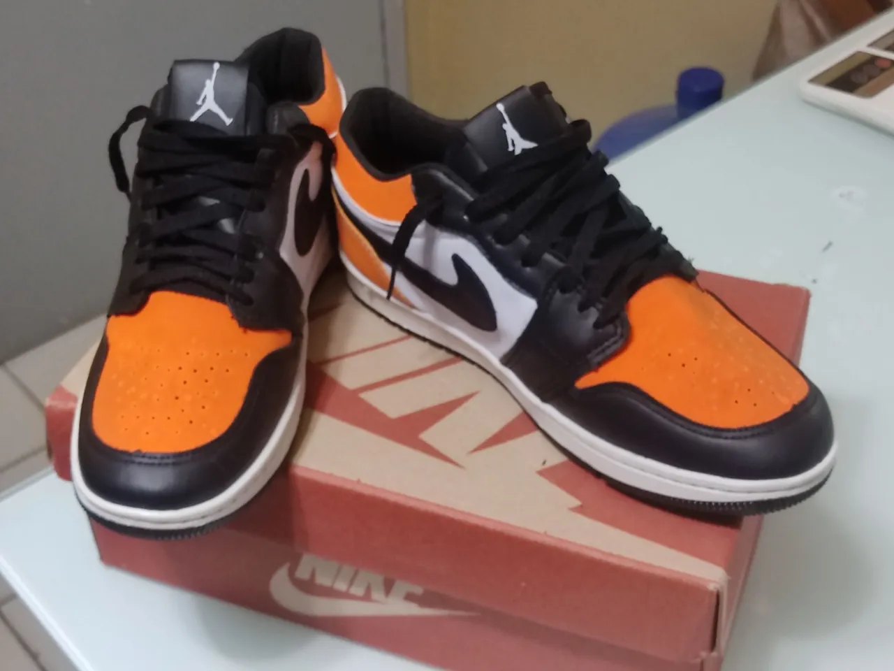 Air Jordan 1 Low - Laranja e Preto