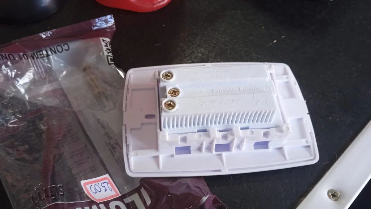 Eletricista  serviços de elétrica  internos - Foto 4