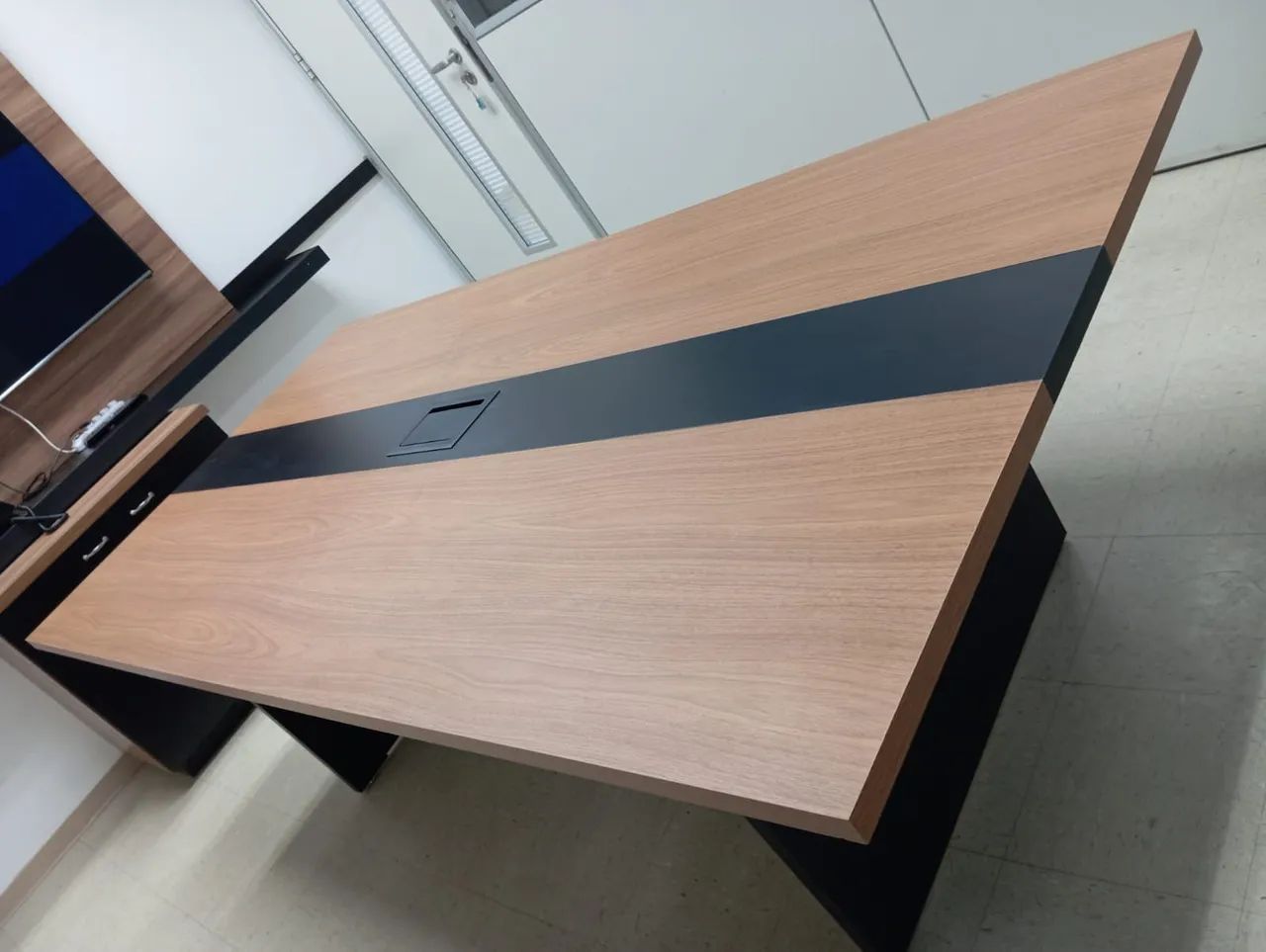 MESA DE REUNIÃO MARCENARIA PRÓPRIA  - Foto 2