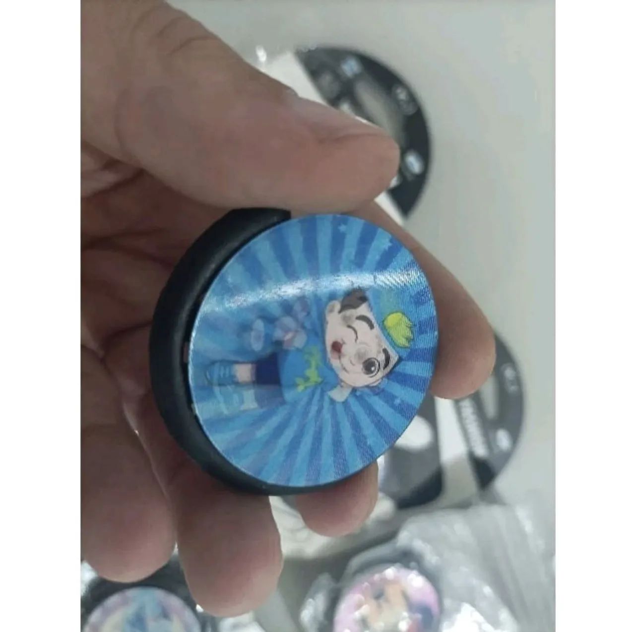 Kit com 03 Popsockets Suporte para Celular - Personagem Divertido