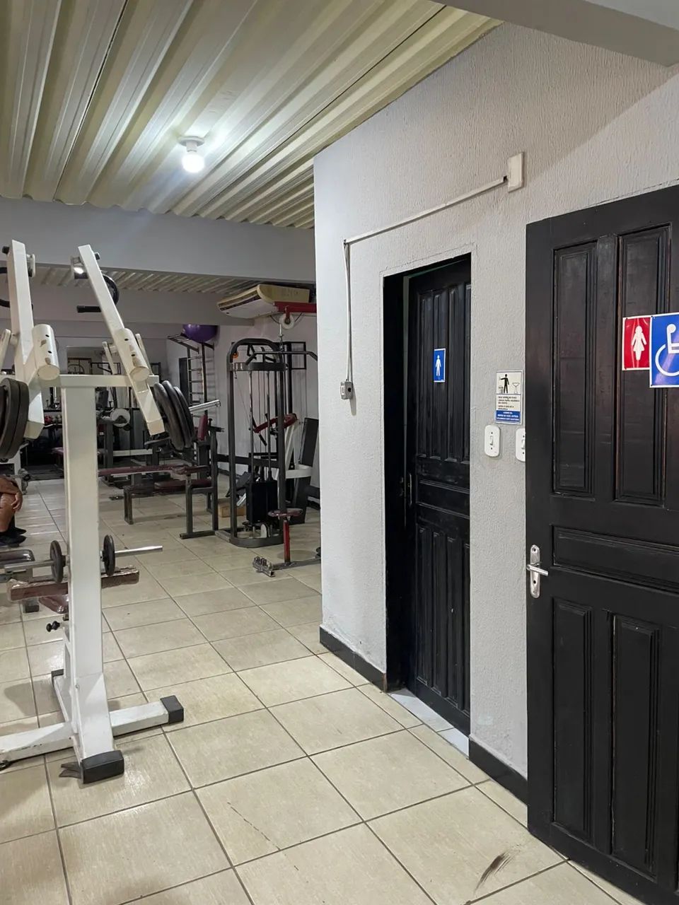 Vende-se Academia equipamentos de musculação  - Foto 3