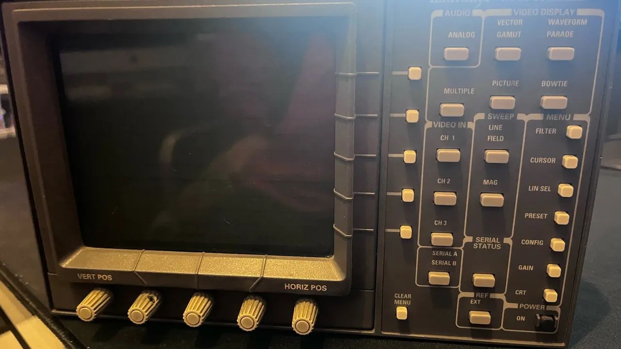 Monitor de Forma de Onda Tektronix WFM 601A - Foto 2
