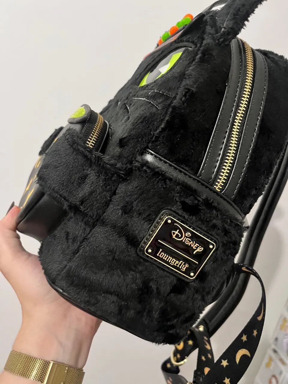 Mochila Loungefly Binx - Disney Abracadabra (Hocus Pocus) - Brilha no escuro - Foto 4