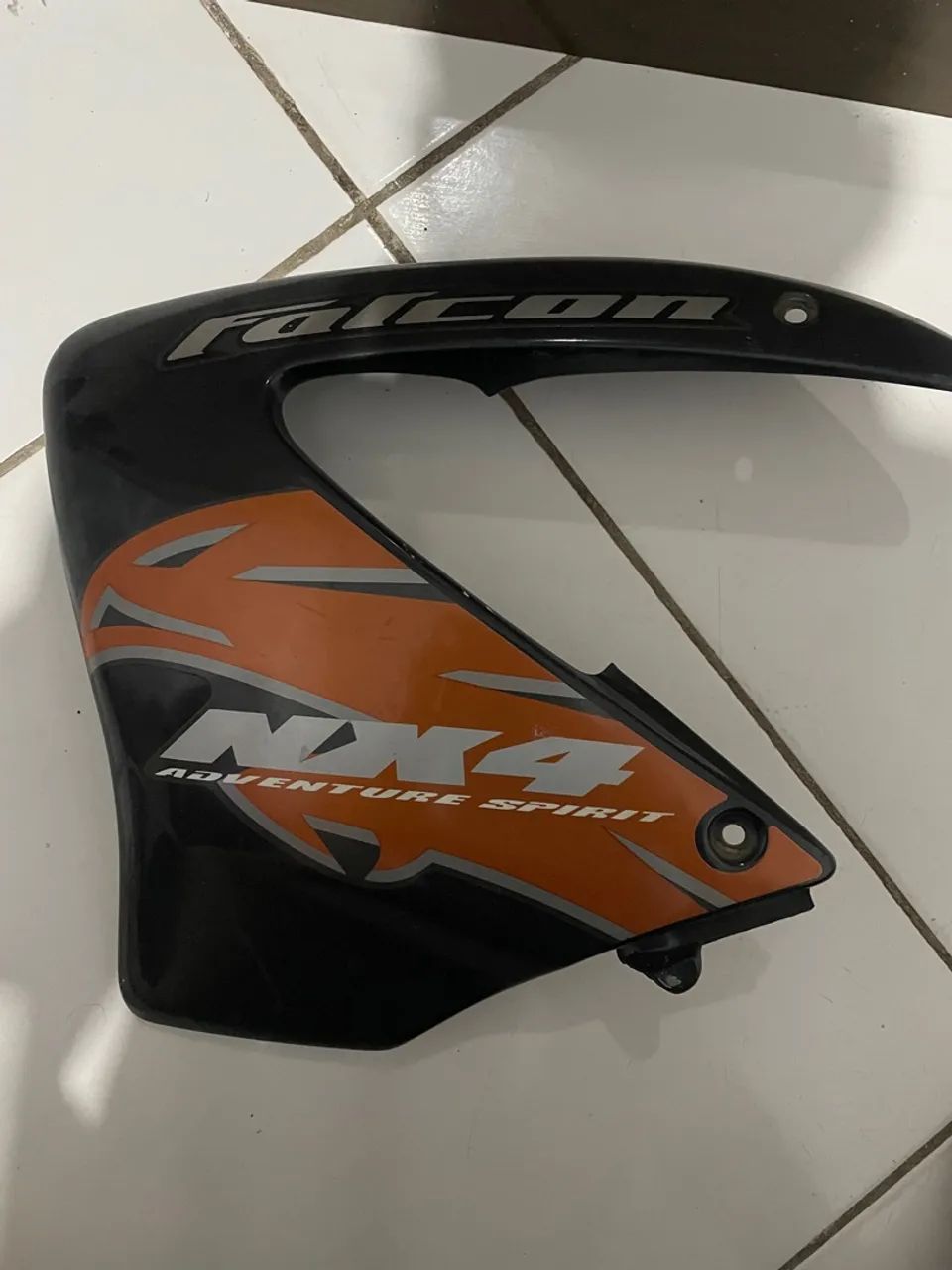 Tampa lateral Falcon  - Foto 2