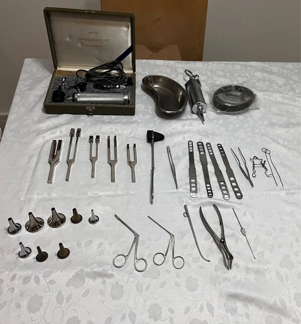 Kit de Otorrino- especializado- instrumentos diversos