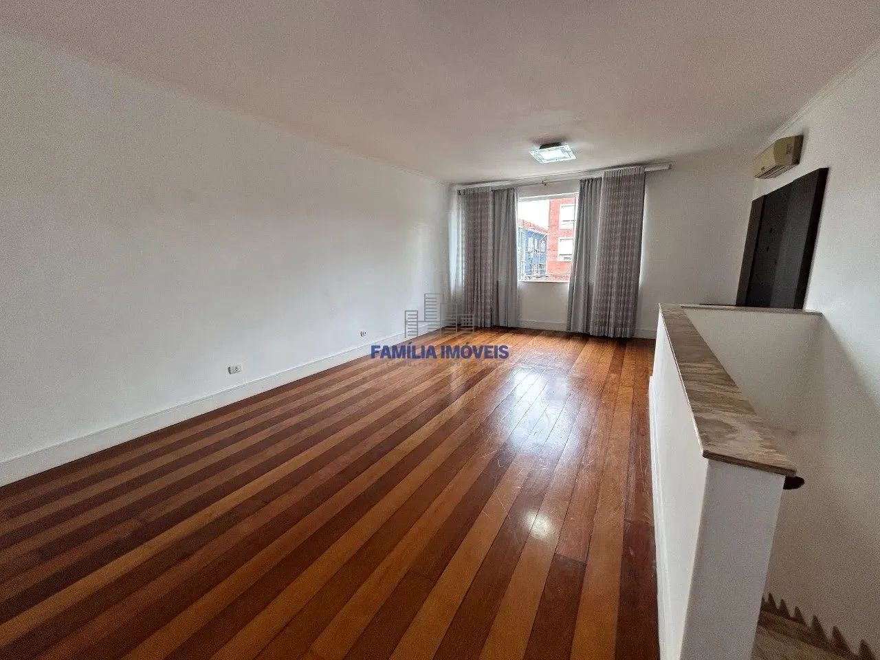 Vender ou alugar 3 quartos piscina churrasqueira Boqueirão Santos/SP - Foto 2