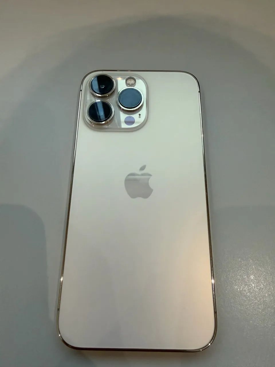 Iphone 13 pro gold 128gb - Foto 2