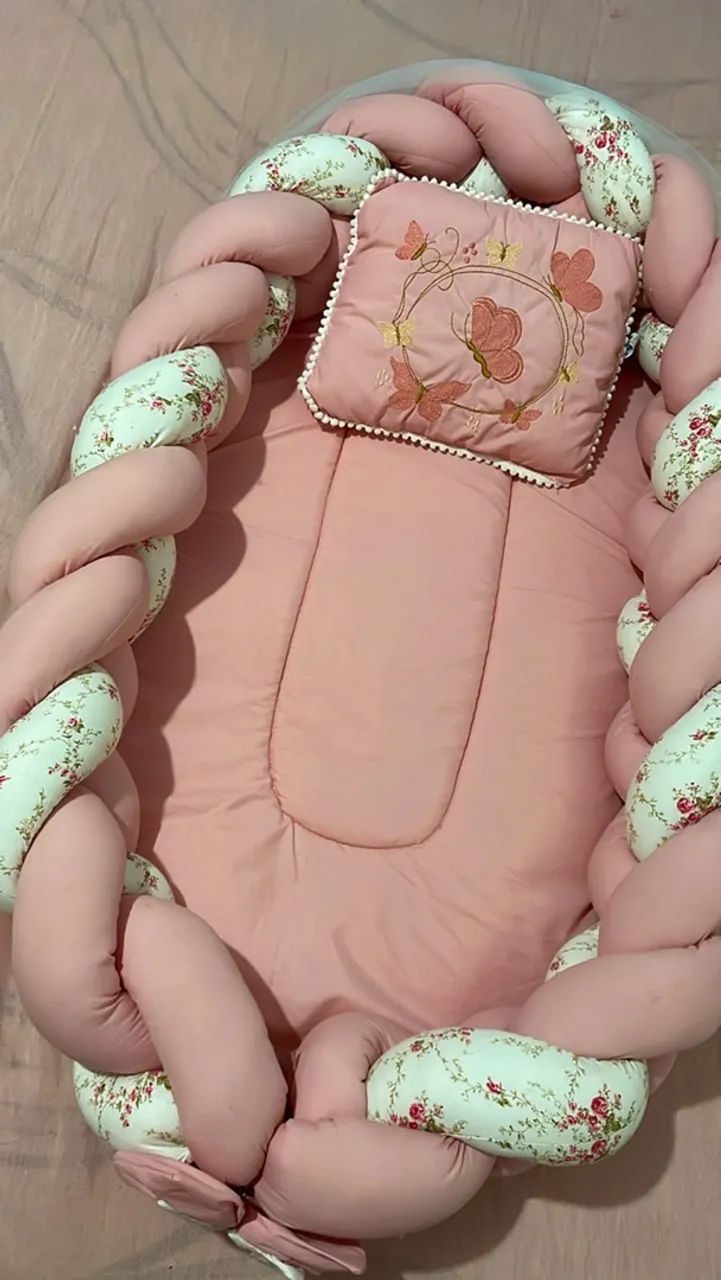 Ninho de bebê menina 