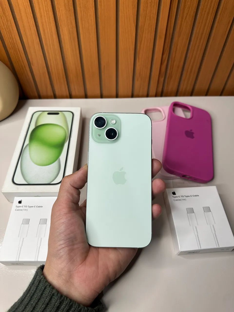 iPhone15 128GB グリーン バッテリー88% iPhone 15 128Gb 88% de bateria todo original - Celulares e