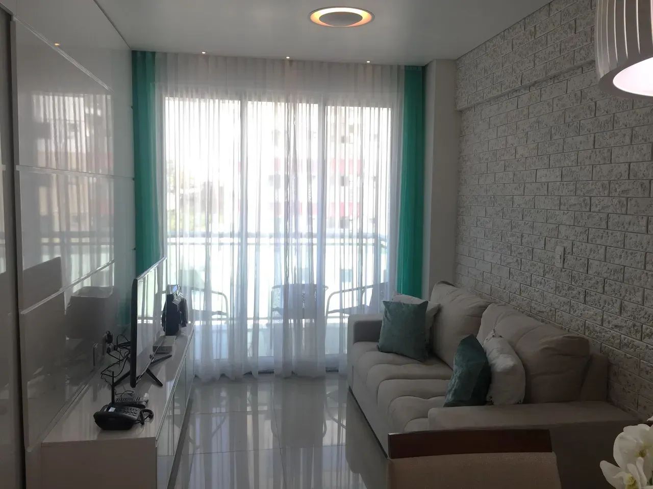 Lindo apartamento no Condomínio Easy
