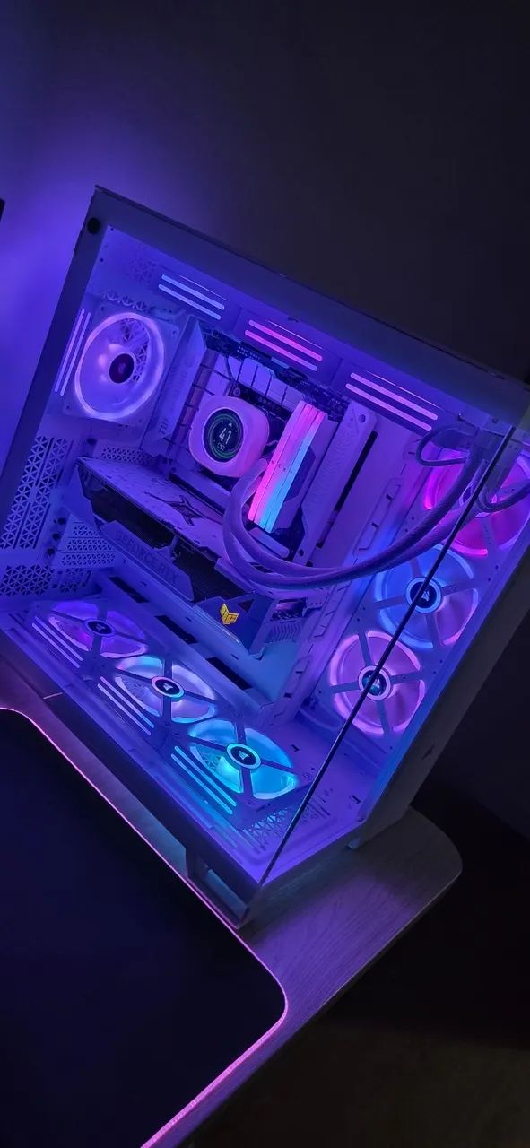 PC Gamer (BTF) - RTX 4070 Ti Super | i7-14700KF | 64GB DDR5 | Corsair & Asus TUF