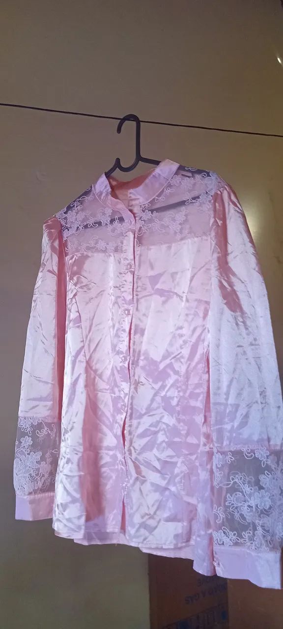 Vendo blusas novas($40 cada) - Foto 3