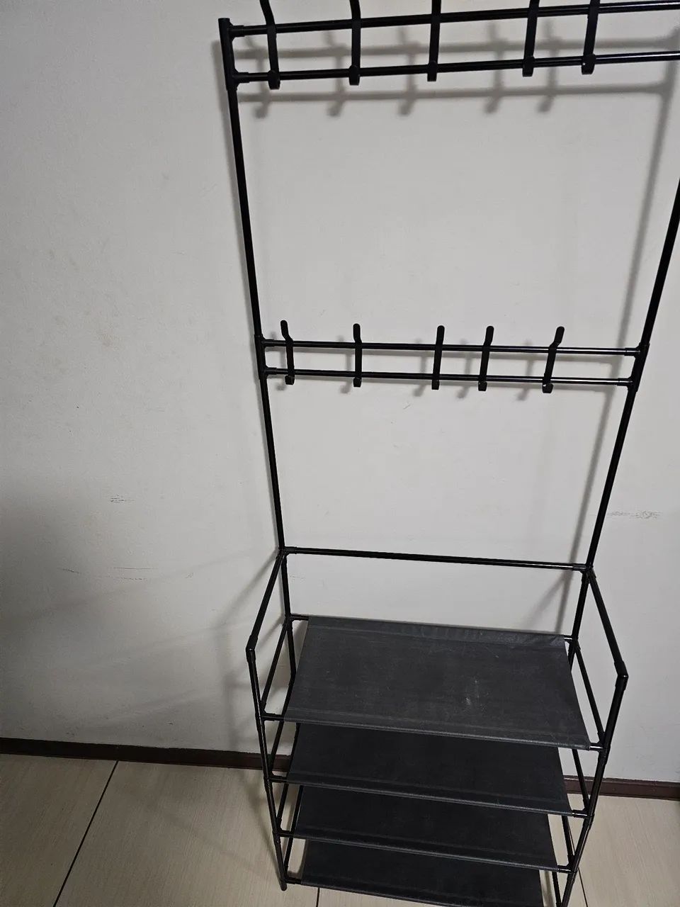 Prateleira com gabideiro  - Foto 2