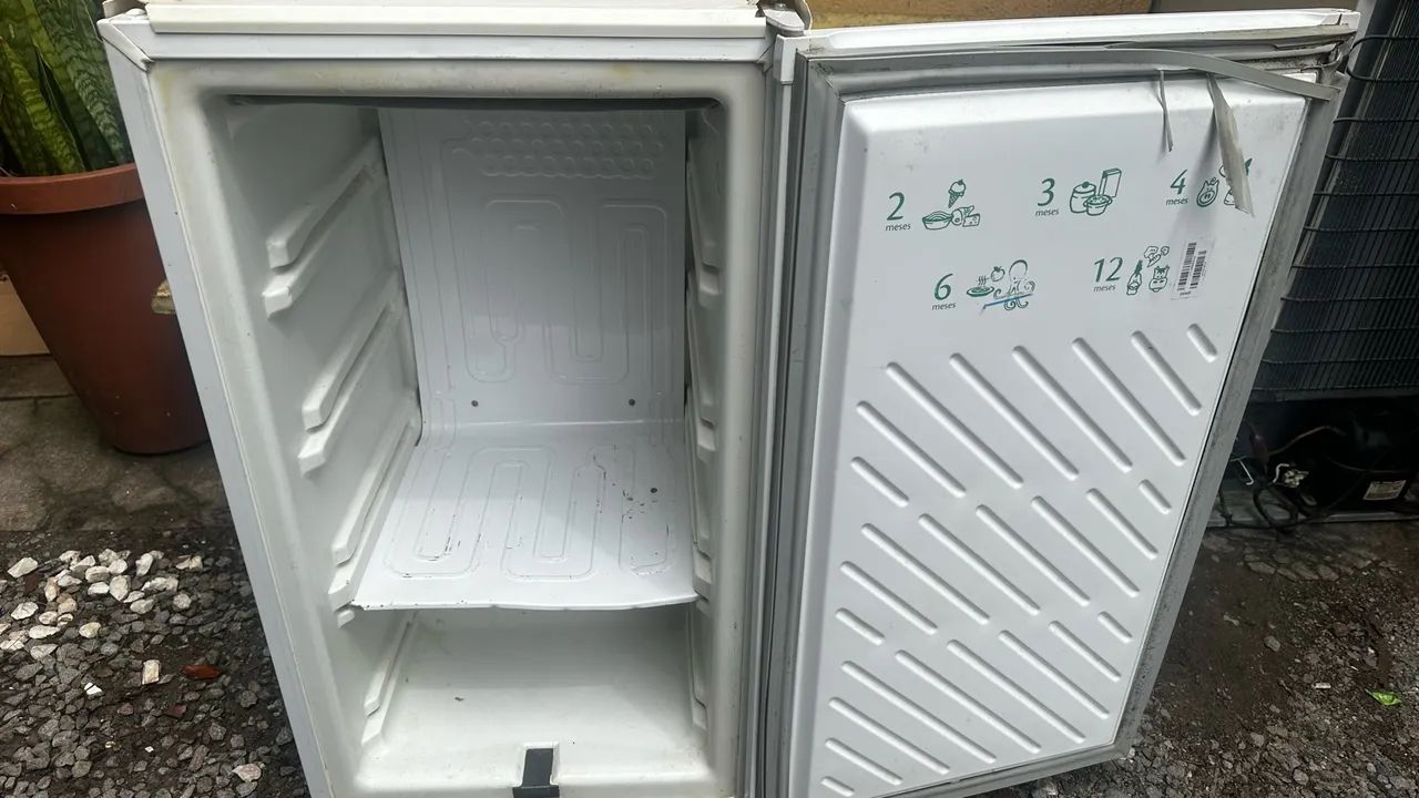 Freezer vertical Cônsul - Foto 2