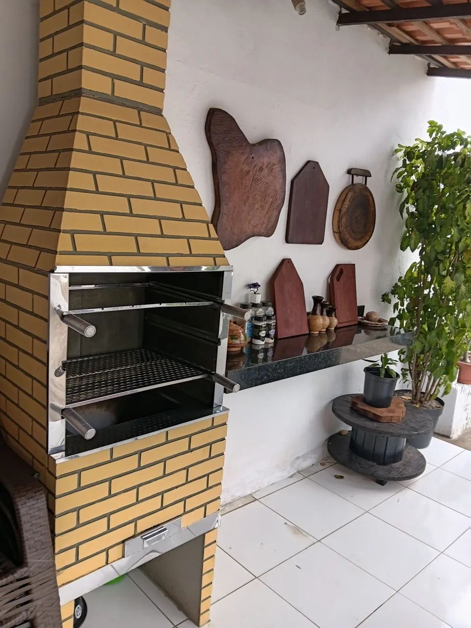 Vendo churrasqueira com balcão 