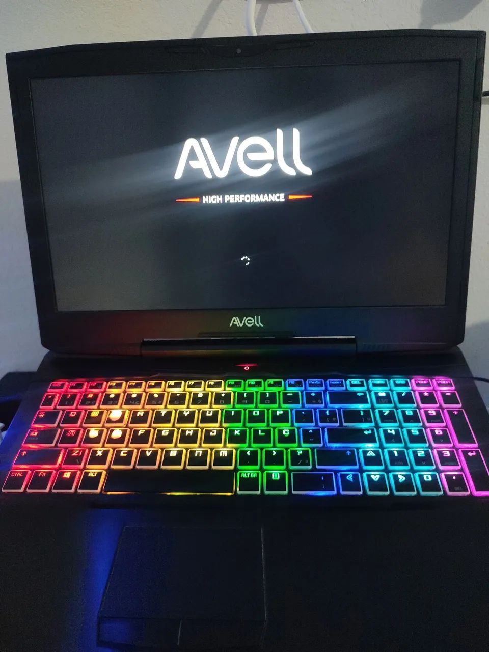 Avell G1513 XTI Titanium - Red Edition
