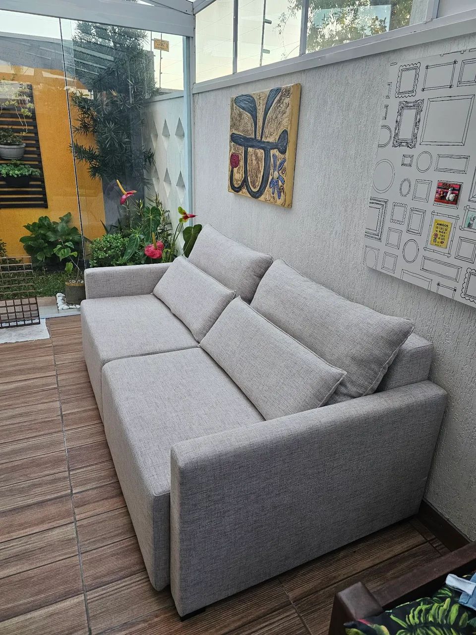 Lindo sofá cama de linho semi novo