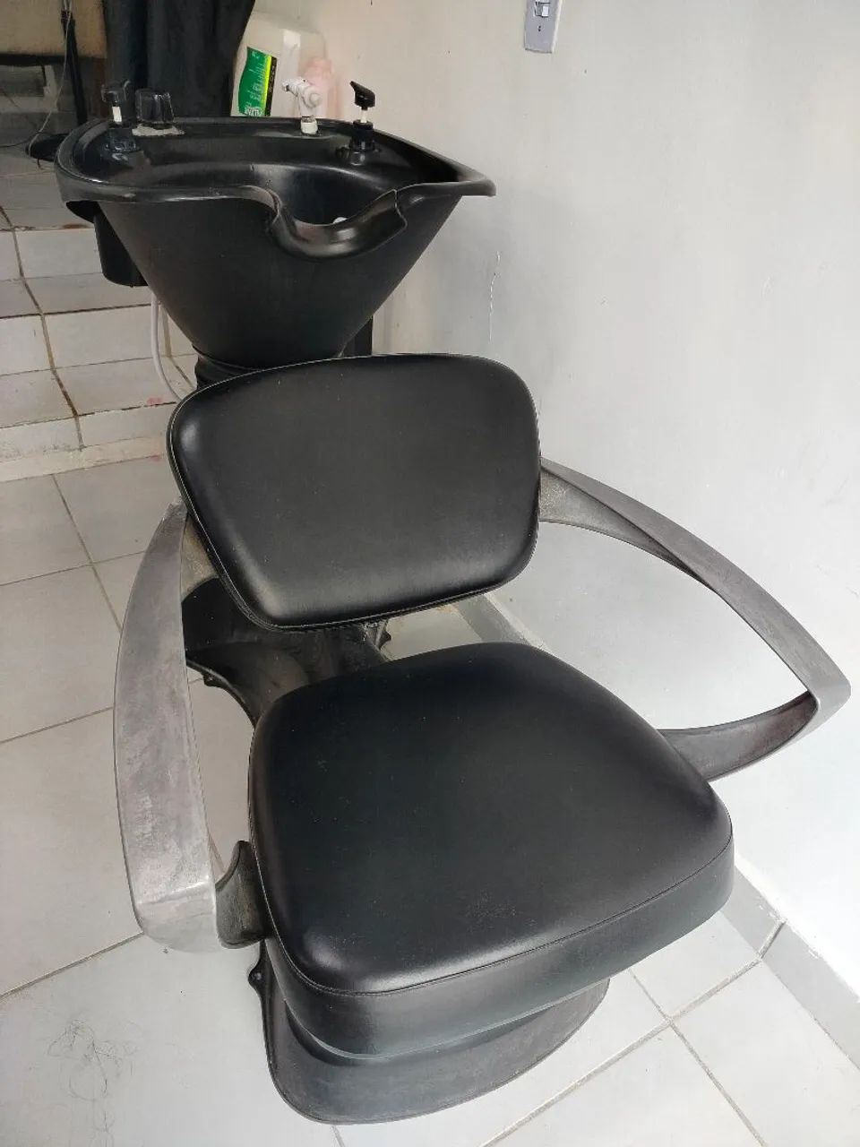 Lavatório p vender logo