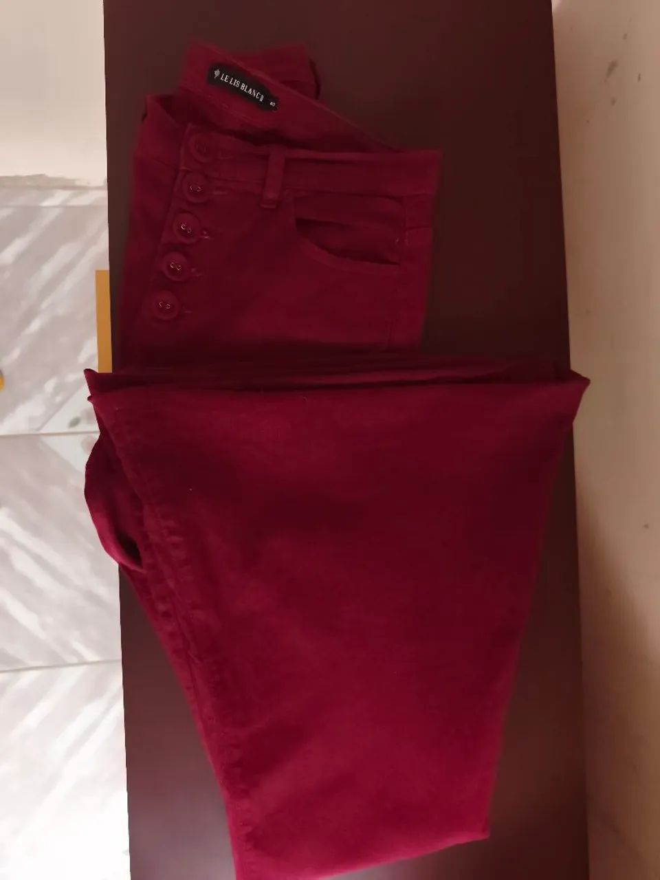 Calça de marca 