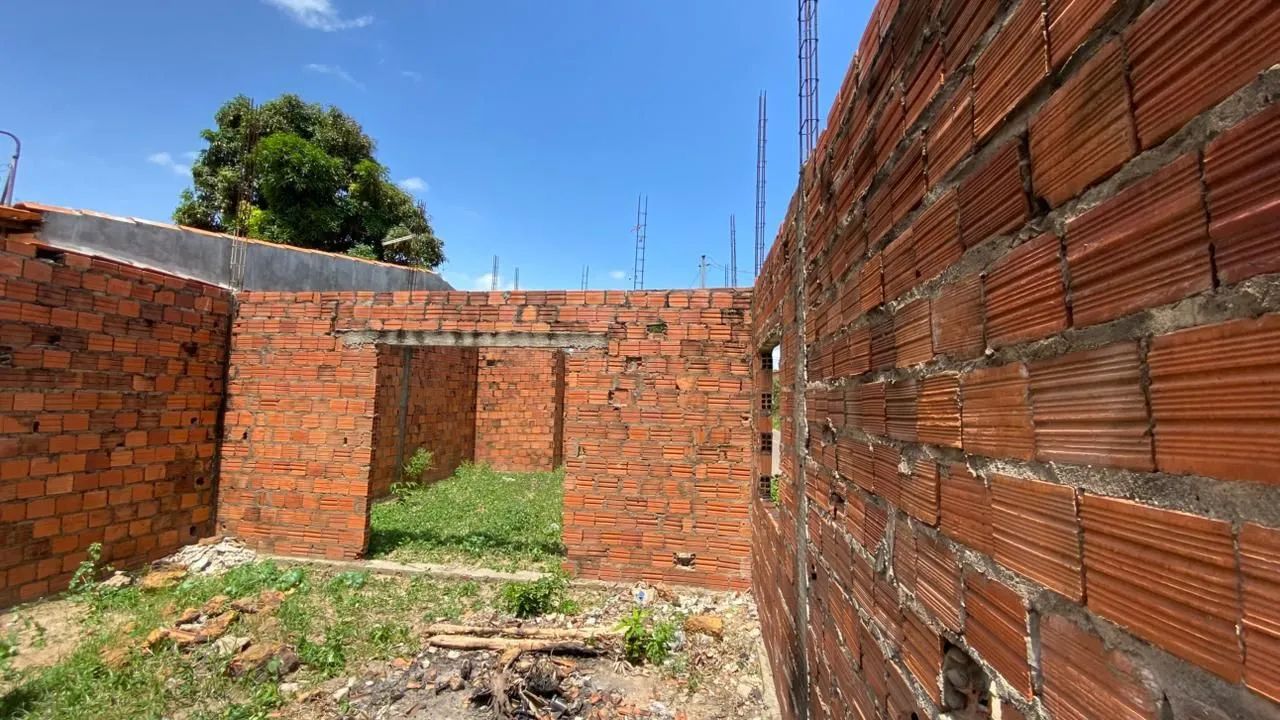 Terreno com casa inacabada  - Foto 5